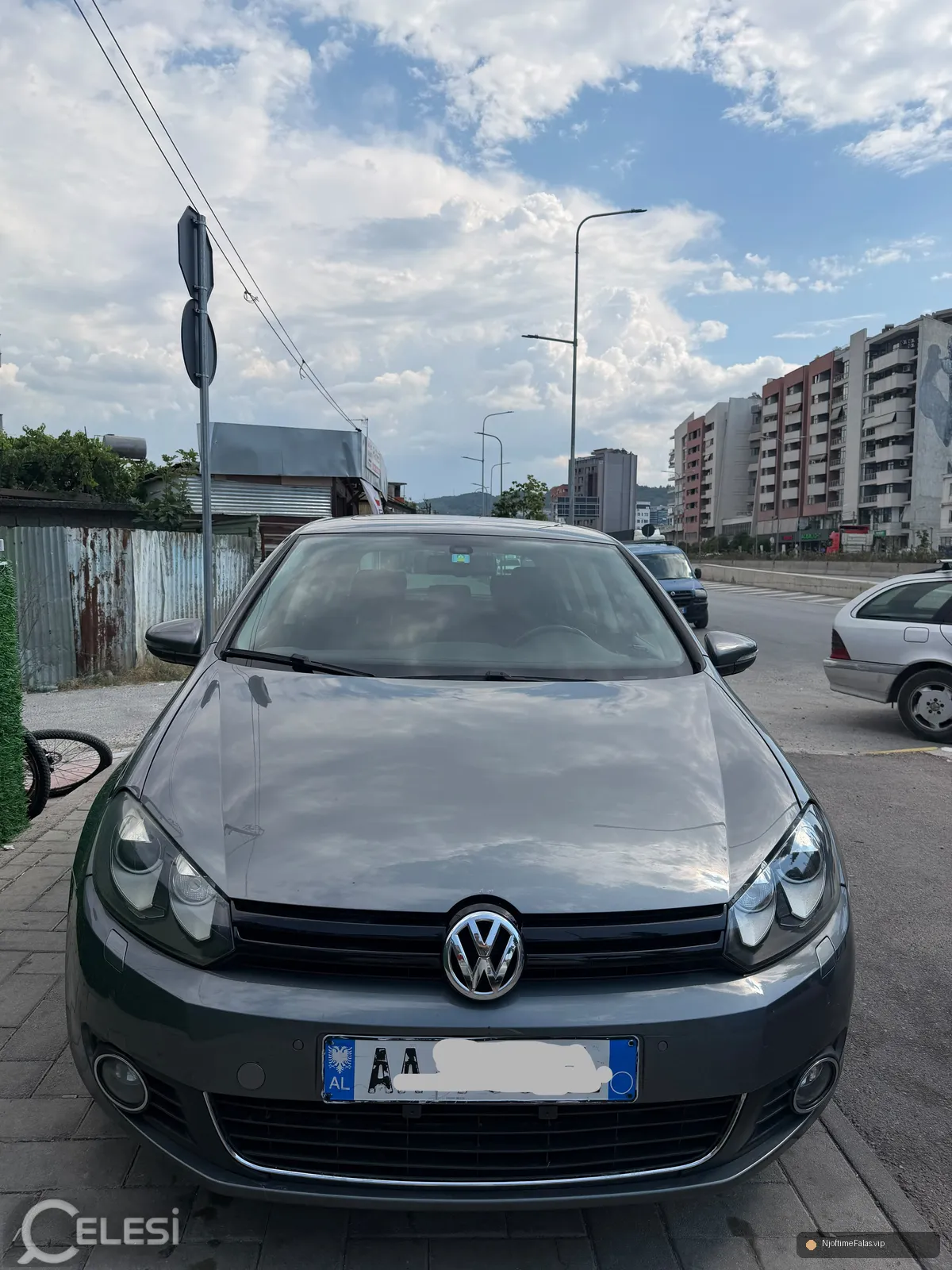 Foto 2/5: Shitet Golf 6 ,1.6 TDI, 2010, 5.7 mln lekë në Tiranë — Çmimi: € 570000.00 | NjoftimeFalas.vip