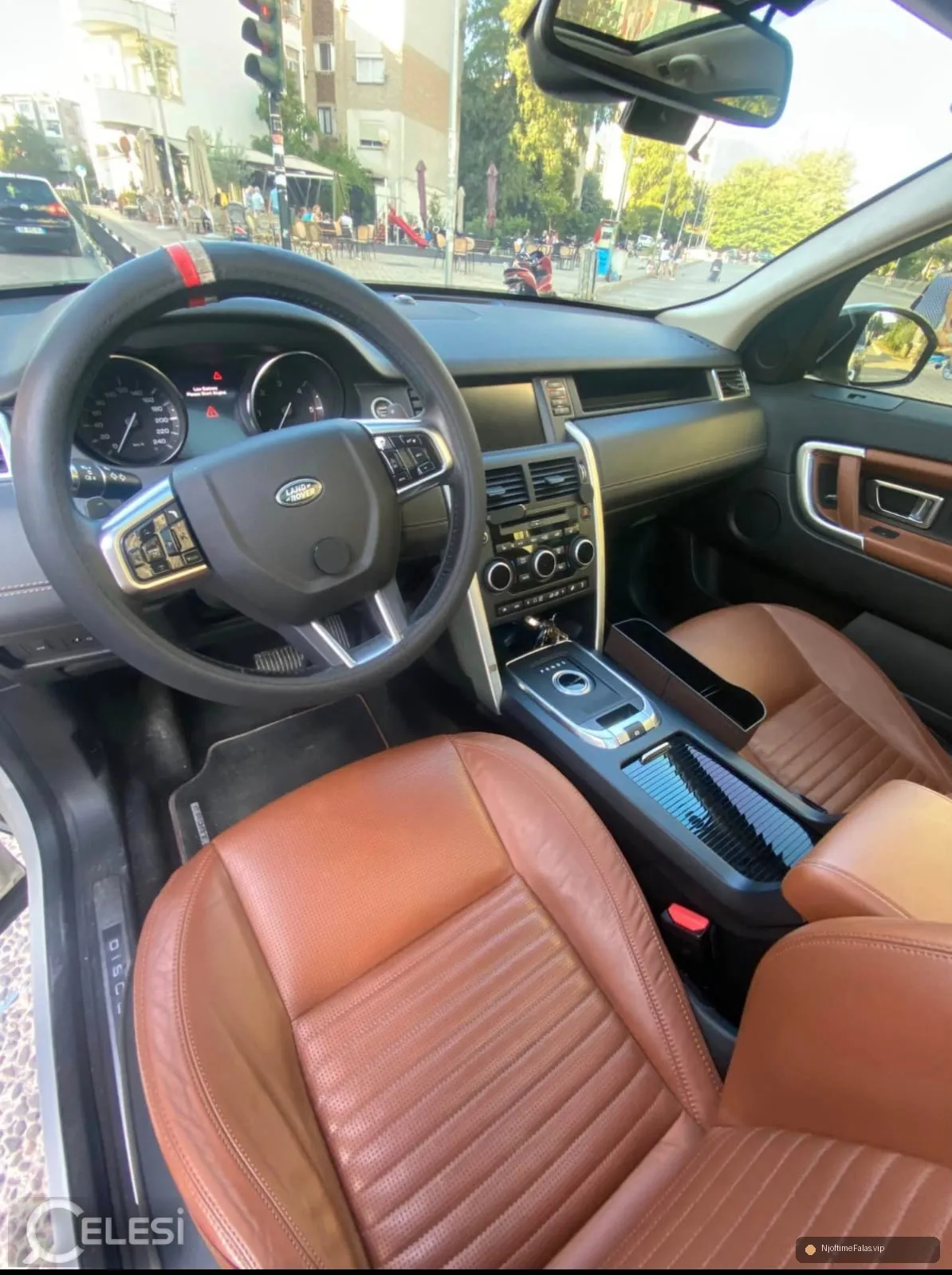 Foto 5/8: Shitet sapo ardhur Land Rover Discovery Sport 2.0 Nafte 4x4 HSE Luxury 2016 në Tiranë — Çmimi: € 899000.00 | NjoftimeFalas.vip