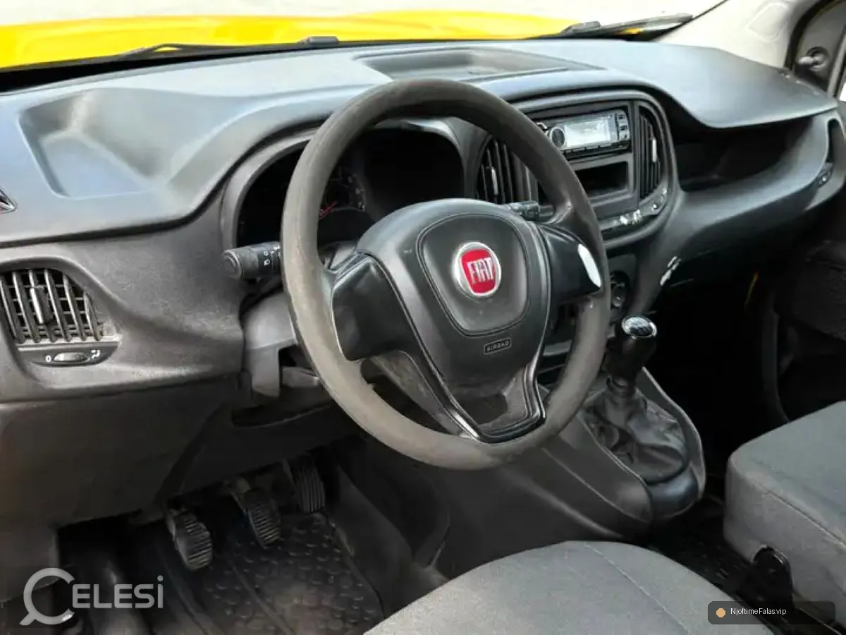 Foto 2/2: Fiat Doblo 2015 – Super Gjendje, Gati për Punë në Tiranë — Çmimi: € 5600.00 | Njoftime falas