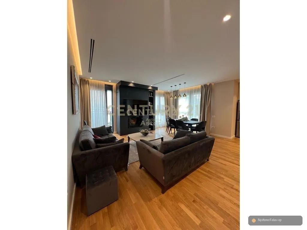 Foto 1: Penthouse luksoz me qira 2+1+2, rruga e Kosovareve në Tiranë — Çmimi: € 2000.00 | NjoftimeFalas.vip