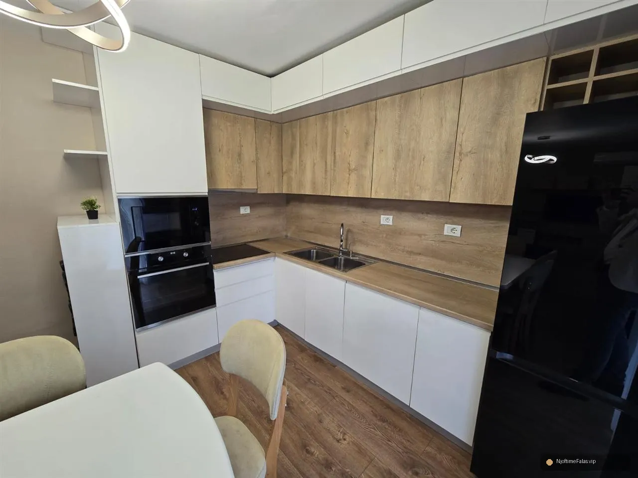 Foto 5/8: Shitet Apartament 2+1+2 + Depo në Durrës — Çmimi: € 125000.00 | Njoftime falas