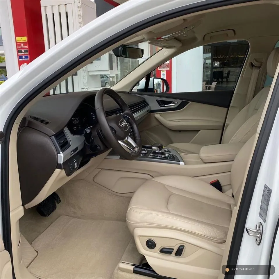 Foto 5/8: AUDI Q7 2017 - AUTO PENTA në Vlorë — Çmimi: € 36900.00 | NjoftimeFalas.vip