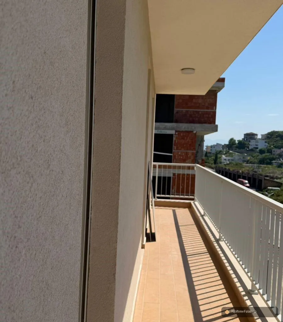 Foto 5/8: Jepet me qera apartament 2+1+2 i mirëinvestuar, Currila Durr në Durrës — Çmimi: € 1200.00 | NjoftimeFalas.vip