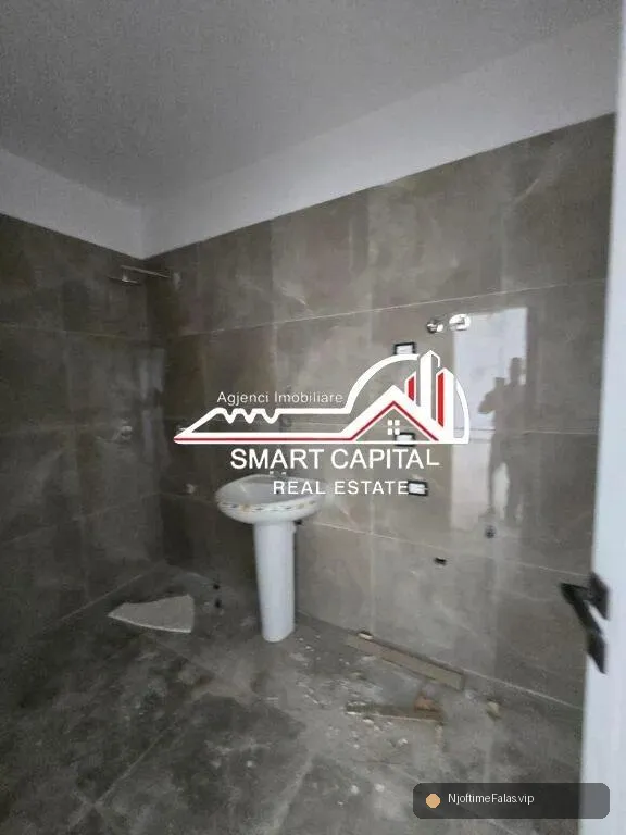 Foto 4/4: SHITET APARTAMENT 1+1 ME PAMJE NGA DETI NE ORIKUM! në Vlorë — Çmimi: € 129000.00 | NjoftimeFalas.vip