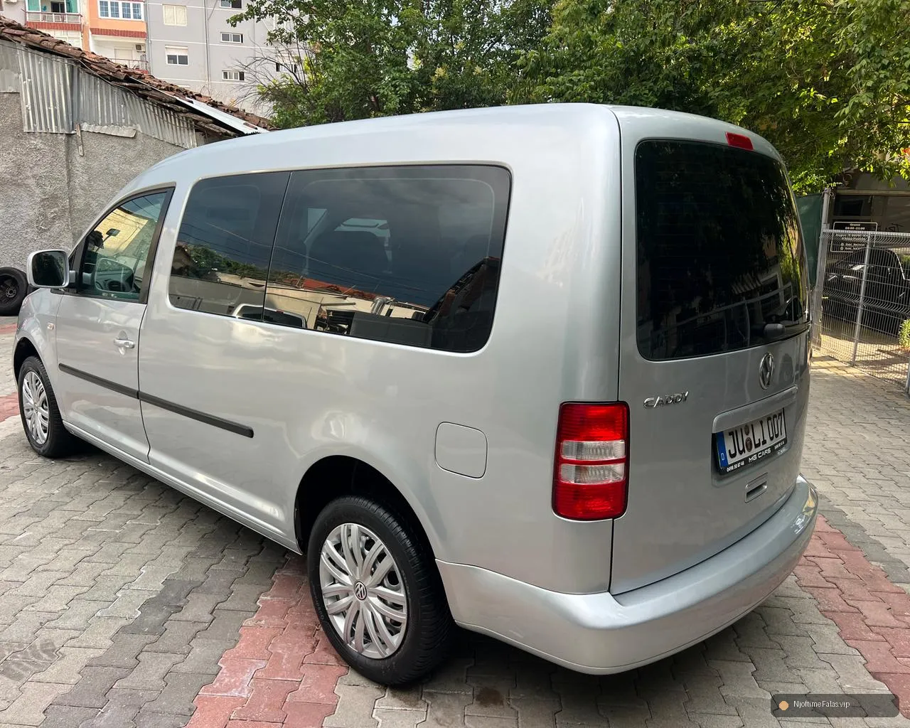 Foto 2/8: 🚗🇩🇪 SHITET – VOLKSWAGEN CADDY MAX 1.6 TDI HIGHLINE (TIP I në Tiranë | NjoftimeFalas.vip