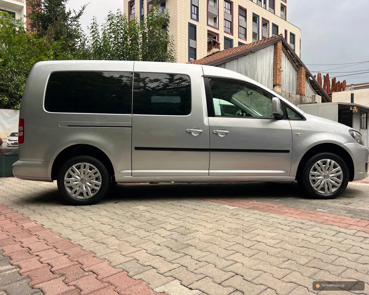 Foto 3/8: 🚗🇩🇪 SHITET – VOLKSWAGEN CADDY MAX 1.6 TDI HIGHLINE (TIP I në Tiranë | NjoftimeFalas.vip