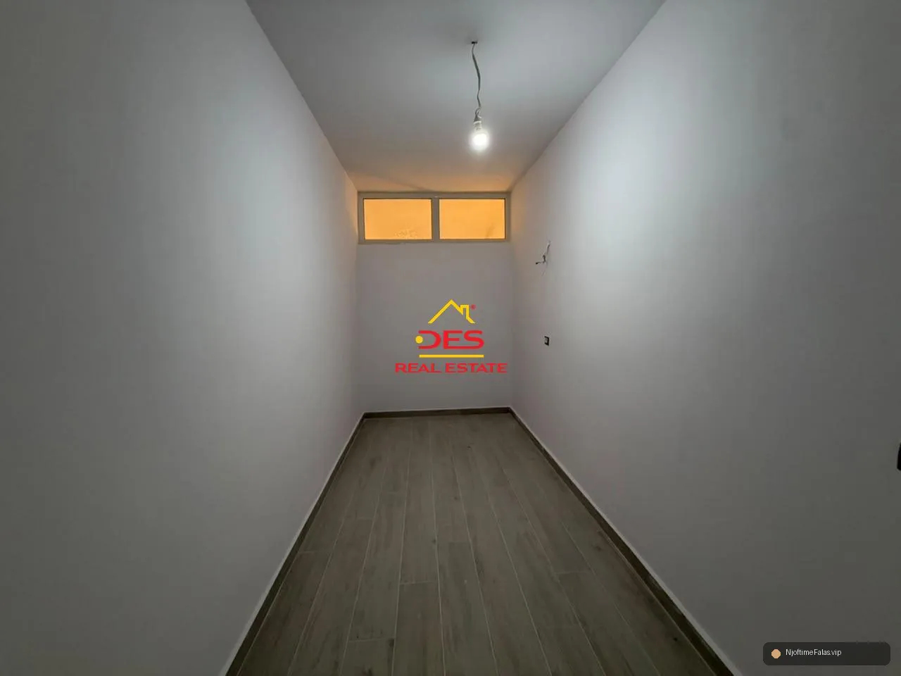 Foto 3/5: 🔑🏡 SHITET APARTAMENT 2+1 PRANË BAR RESTORANT LUX, VLORË në Vlorë — Çmimi: € 1500.00 | NjoftimeFalas.vip