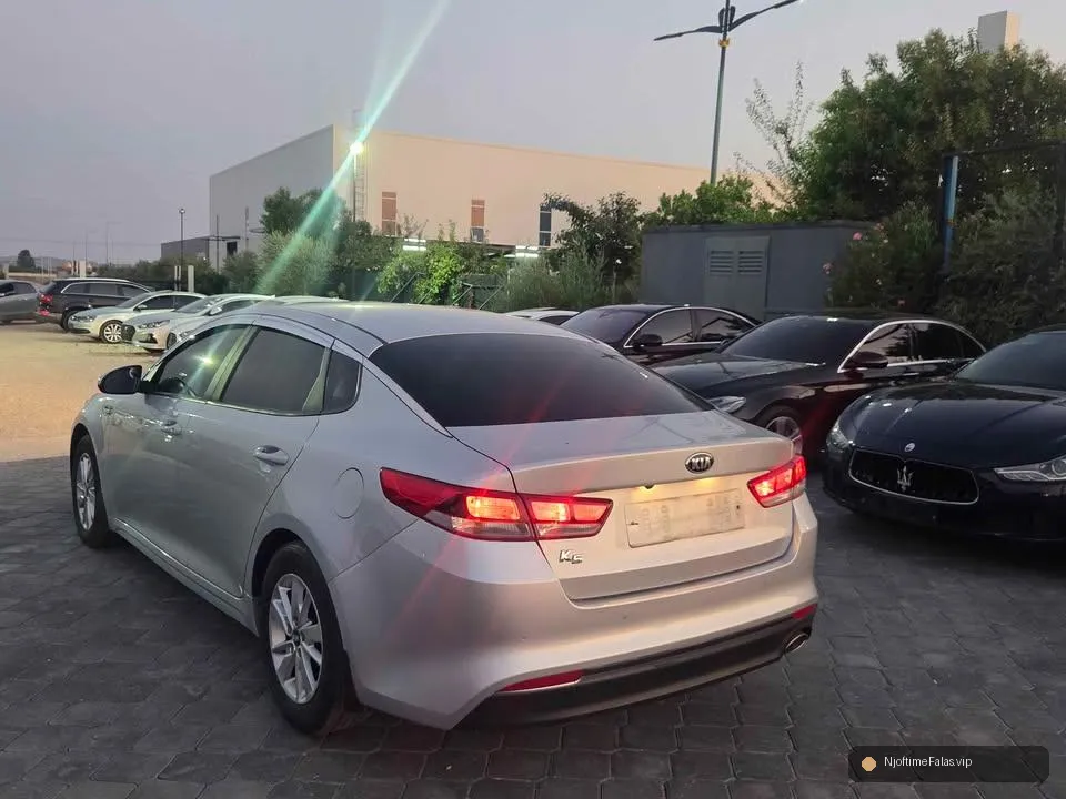 Foto 3/7: Kia k5 2.0 gaz fabrike viti 2016 në Durrës — Çmimi: € 6500.00 | Njoftime falas