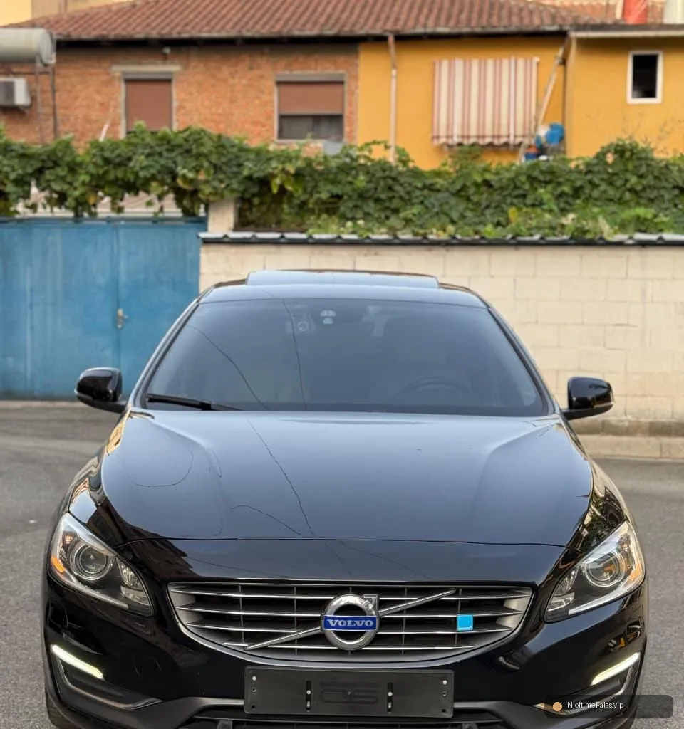 Foto 2/8: Volvo S60 1.6d Nafte 2015 Automatike në Tiranë — Çmimi: € 7300.00 | NjoftimeFalas.vip