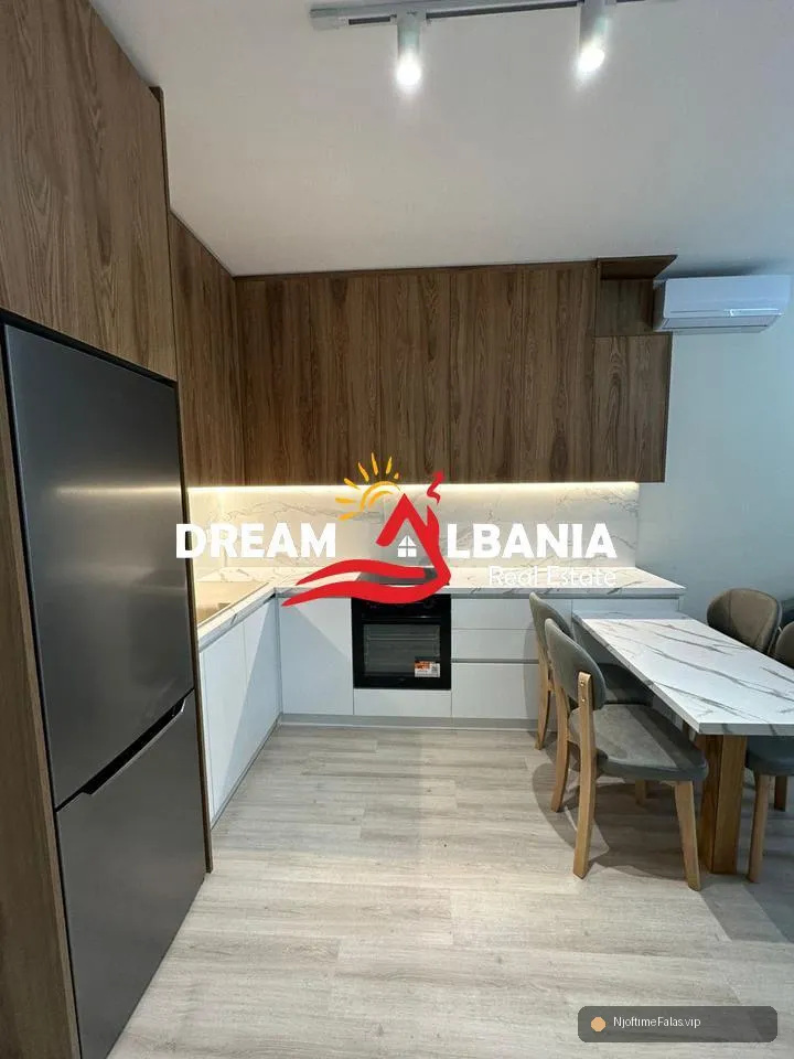 Foto 4/7: Apartament 2+1 +Ballkon me qera tek Zogu i Zi (ID 42215427) në Tiranë — Çmimi: € 900.00 | NjoftimeFalas.vip