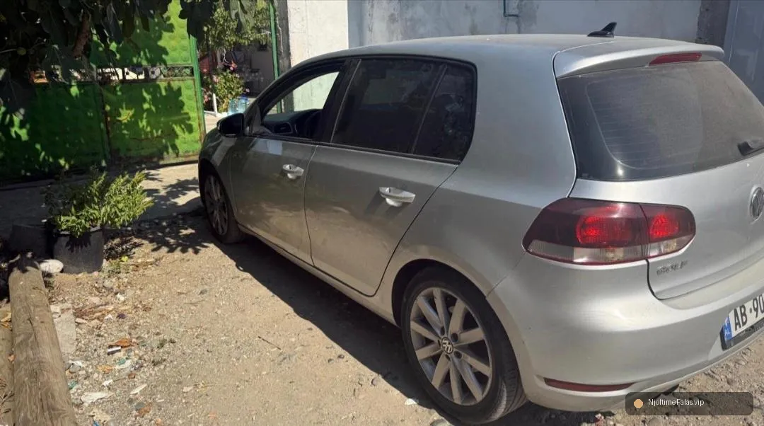 Foto 3/4: Golf 6 2011 Naft 2.0 KM 210 Automat targa shiptare 3500 lek në Tiranë — Çmimi: € 3500.00 | NjoftimeFalas.vip