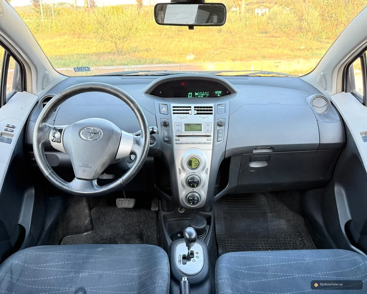 Foto 3/8: OKAZION TOYOTA YARIS në Elbasan — Çmimi: € 4500.00 | NjoftimeFalas.vip