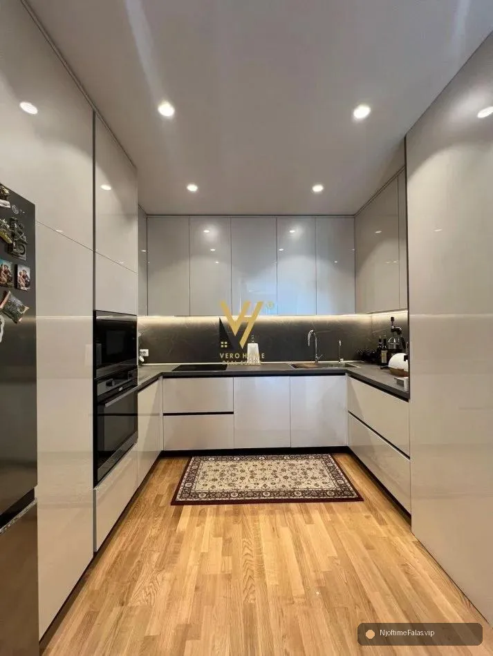 Foto 3/8: JEPET APARTAMENT 2+1+2 ME QERA TE RR.KOSOVAREVE 2.000 EURO në Tiranë — Çmimi: € 2000.00 | NjoftimeFalas.vip
