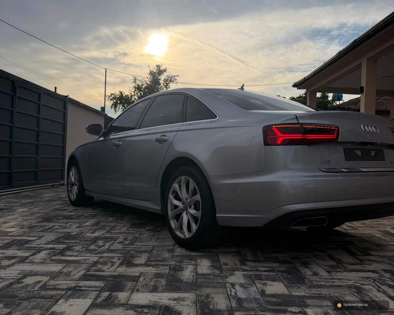 Foto 5/8: OKAZION A6 2.0TDI 2015 në Shkodër — Çmimi: € 8100.00 | Njoftime falas