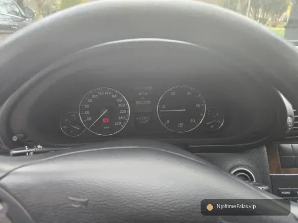 Foto 2/7: Tirane, shitet makine Shitet Mercedes-Benz 200 – W230, viti 2006 - Manual - 310,000 lek i diskutueshëm Nafte, blu e hapur manuale Klima 262.000 km në Tiranë — Çmimi: € 4400.00 | NjoftimeFalas.vip