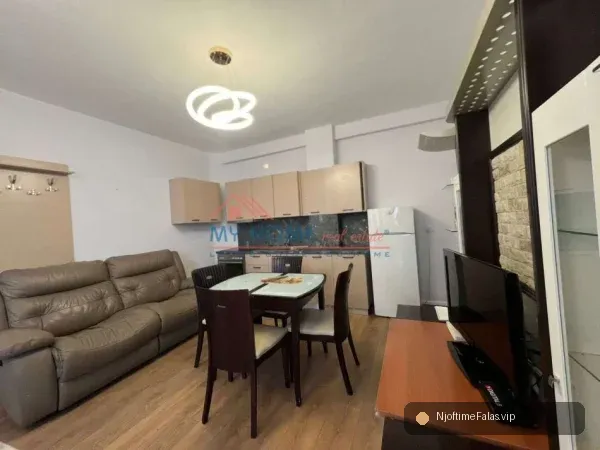 Foto 2/6: Tirane, shitet apartament 1+1+Ballkon Kati 1, 64 m² 89.000 € (Rruga Dalip Topi) në Tiranë — Çmimi: € 89000.00 | NjoftimeFalas.vip