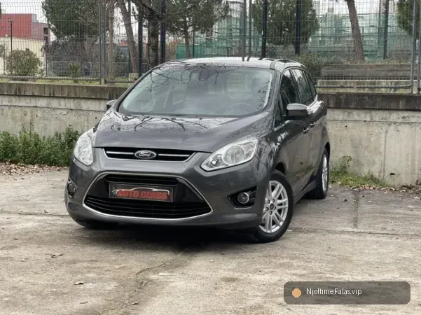 Foto 3/8: Tirane, shes makine FORD GRAND C MAX Nafte, gri e erret manuale Klima 171.000 km 6.8 MIL LEKE në Tiranë | NjoftimeFalas.vip