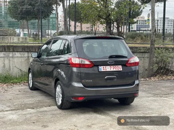 Foto 5/8: Tirane, shes makine FORD GRAND C MAX Nafte, gri e erret manuale Klima 171.000 km 6.8 MIL LEKE në Tiranë | NjoftimeFalas.vip