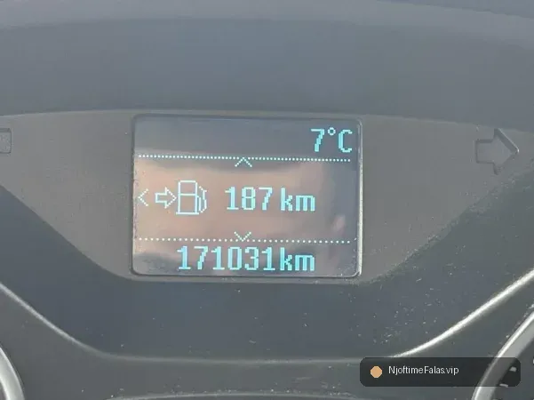 Foto 8/8: Tirane, shes makine FORD GRAND C MAX Nafte, gri e erret manuale Klima 171.000 km 6.8 MIL LEKE në Tiranë | NjoftimeFalas.vip