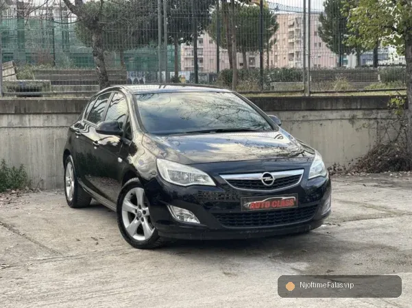 Foto 2/8: Tirane, shes makine Opel Astra Nafte, e bardhë automatik Klima 166.000 km , CMIM 4.9 MIL LEKE në Tiranë | NjoftimeFalas.vip