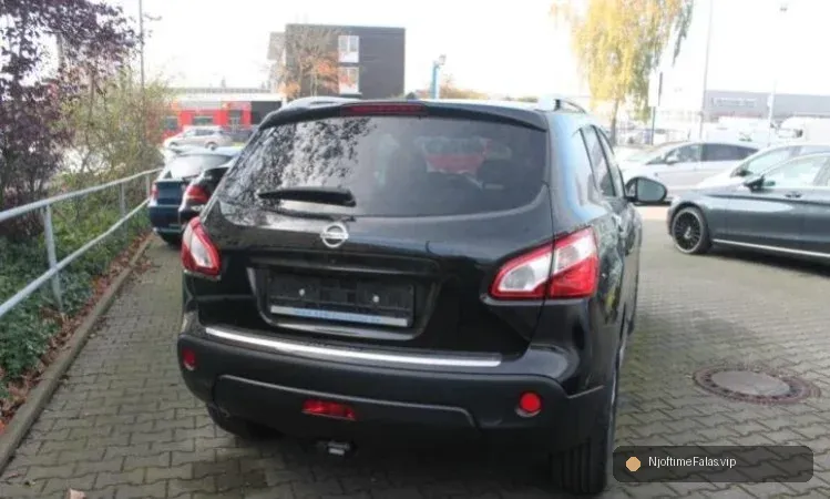 Foto 4/8: Super Gjendje! 2.0 Diesel Automatike, Panorama, Bose, Vetëm 109.000 km në Tiranë | NjoftimeFalas.vip