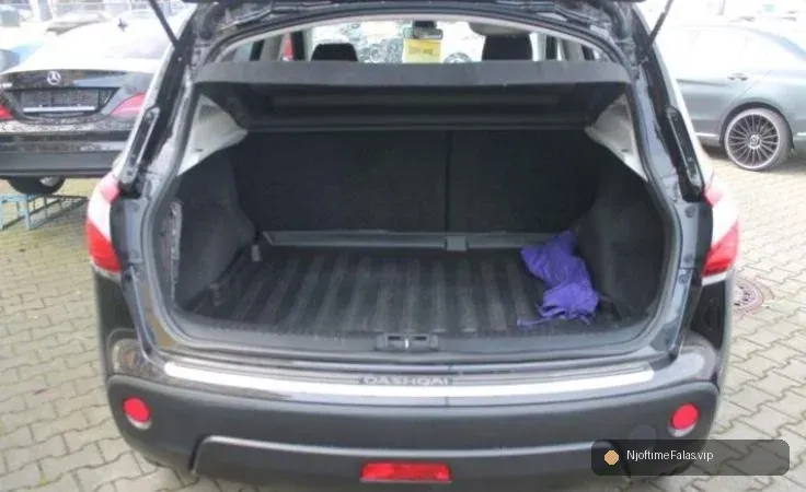 Foto 5/8: Super Gjendje! 2.0 Diesel Automatike, Panorama, Bose, Vetëm 109.000 km në Tiranë | NjoftimeFalas.vip