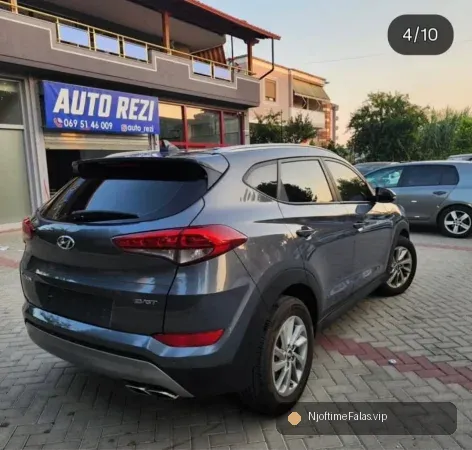 Foto 4/8: Fier, shes makine Hyundai Tucson Nafte, gri e erret automatik Klima 190.000 km 11500€ në Fier — Çmimi: € 11500.00 | NjoftimeFalas.vip