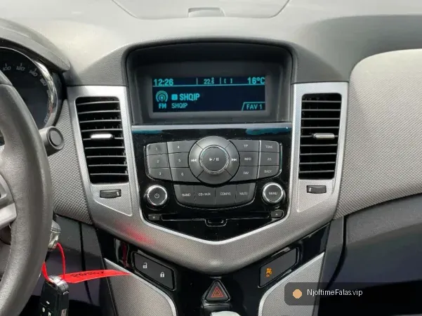 Foto 7/8: Tirane, shes makine CHEVROLET CRUZE LT Nafte, gri e erret automatik Klima 223.000 km në Tiranë | NjoftimeFalas.vip