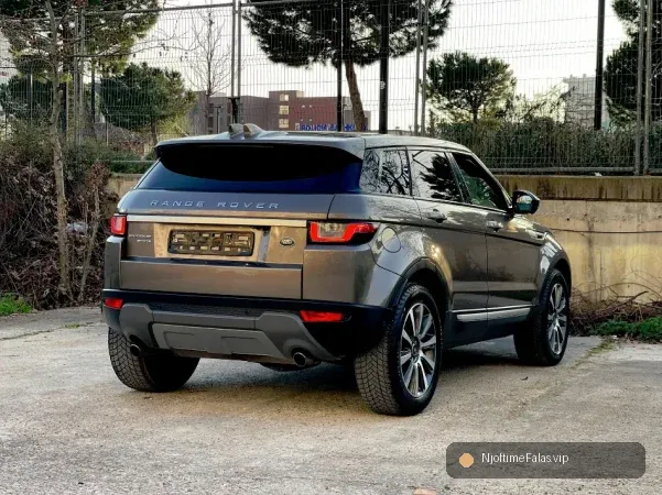 Foto 3/8: Tirane, shes makine RANGE EVOQUE 2016 HSE Benzin, bezhë automatik Klima 102.000 km 17.5 MIL LEKE në Tiranë | NjoftimeFalas.vip