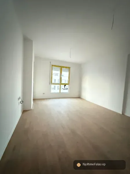 Tirane, shitet apartament 1+1 Kati 10, 64 m² 120.000 € (RRUGA 5 MAJI) në Tiranë — Çmimi: € 120000.00 | Njoftime falas