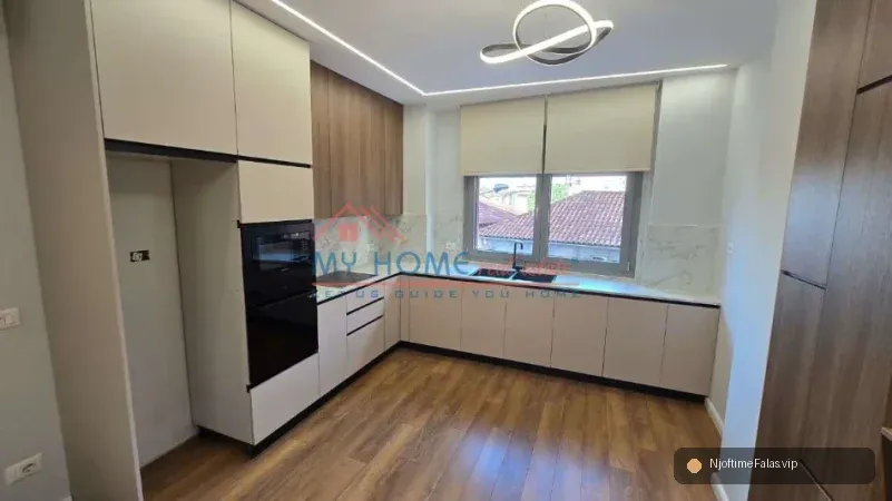 Foto 3/8: Tirane, shitet apartament 2+1+Ballkon Kati 2, 96 m² 225.000 € (Rruga e Dibres) në Tiranë — Çmimi: € 225000.00 | NjoftimeFalas.vip