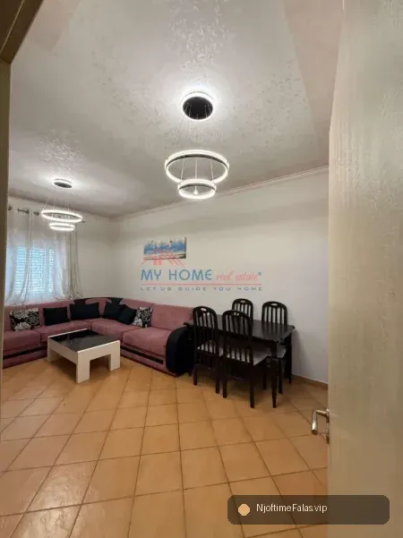 Foto 1/5: Tirane, shitet apartament 1+1+Ballkon Kati 5, 64 m² 135.000 € (Ali Demi) në Tiranë — Çmimi: € 135000.00 | NjoftimeFalas.vip