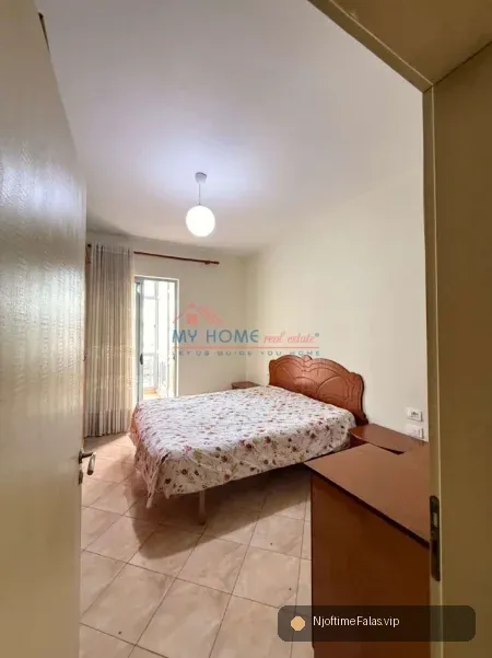 Foto 3/5: Tirane, shitet apartament 1+1+Ballkon Kati 5, 64 m² 135.000 € (Ali Demi) në Tiranë — Çmimi: € 135000.00 | NjoftimeFalas.vip