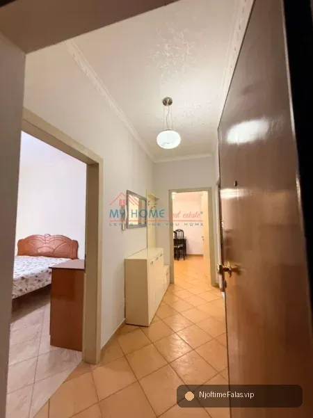 Foto 4/5: Tirane, shitet apartament 1+1+Ballkon Kati 5, 64 m² 135.000 € (Ali Demi) në Tiranë — Çmimi: € 135000.00 | NjoftimeFalas.vip