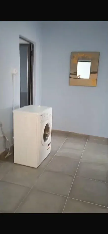Foto 5/6: Tirane, shitet apartament 1+1 Kati 6, 58 m² 90.000 € (Laprakë) në Tiranë — Çmimi: € 90000.00 | NjoftimeFalas.vip