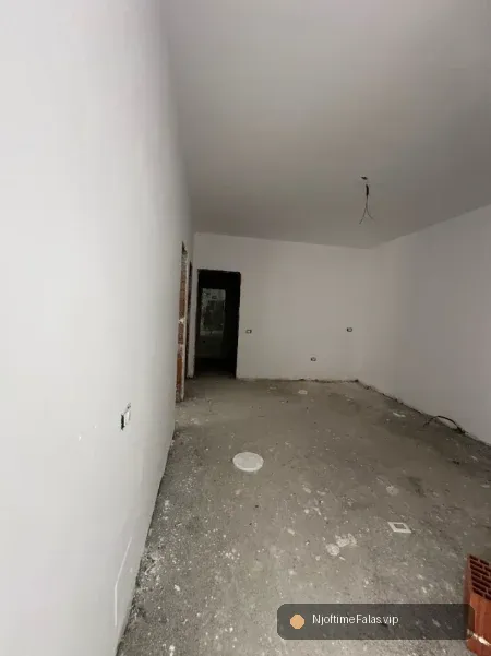 Foto 2/6: SHITET APARTAMENT 2+1+2 PRANE XIBRAKUT 219.000 € në Shqiperi — Çmimi: € 219000.00 | NjoftimeFalas.vip