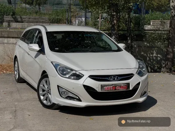 Tirane, shes makine me portobagazh Hyundai I40 Nafte, e bardhë automatik Klima 164.000 km në Tiranë | NjoftimeFalas.vip