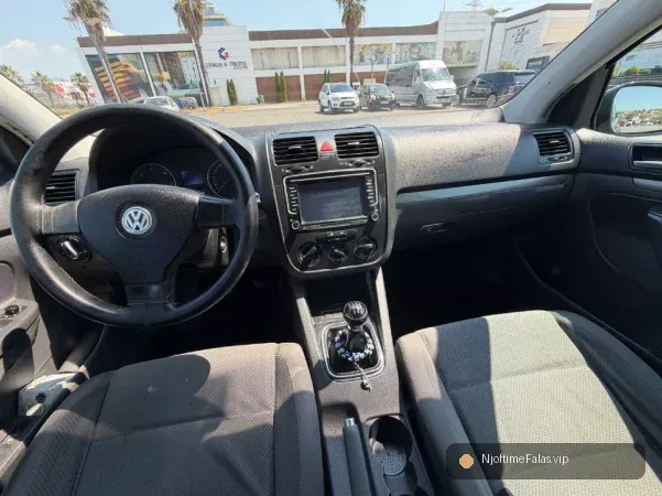Foto 8/8: Tirane, shitet makine Golf 5 Nafte, blu e errët manuale Kondicioner 300 km 3.300 € në Tiranë — Çmimi: € 3300.00 | NjoftimeFalas.vip