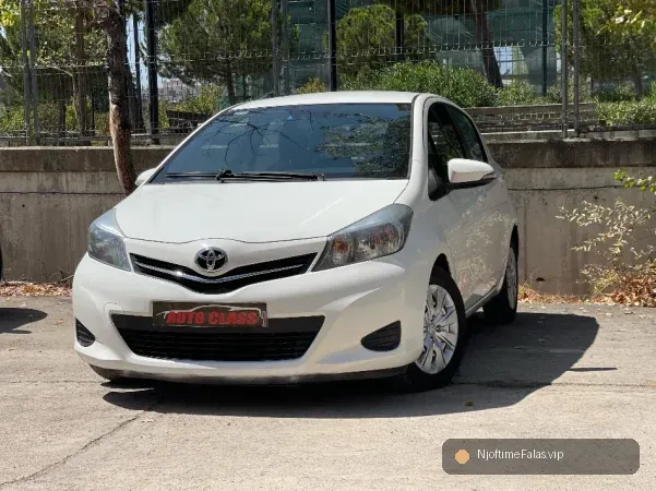 Foto 2/8: Tirane, shes makine Toyota Yaris Nafte, e bardhë manuale Kondicioner 167.000 km në Tiranë | NjoftimeFalas.vip
