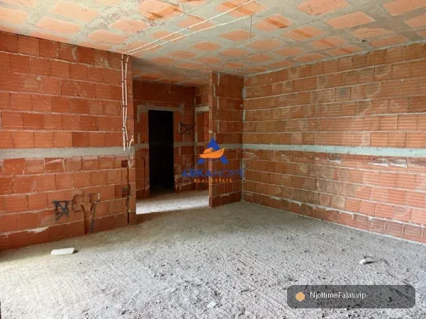 Foto 3/5: Tirane, shitet apartament 1+1+Ballkon Kati 3, 62 m² 134.000 € (SIRI KODRA) në Tiranë — Çmimi: € 134000.00 | NjoftimeFalas.vip