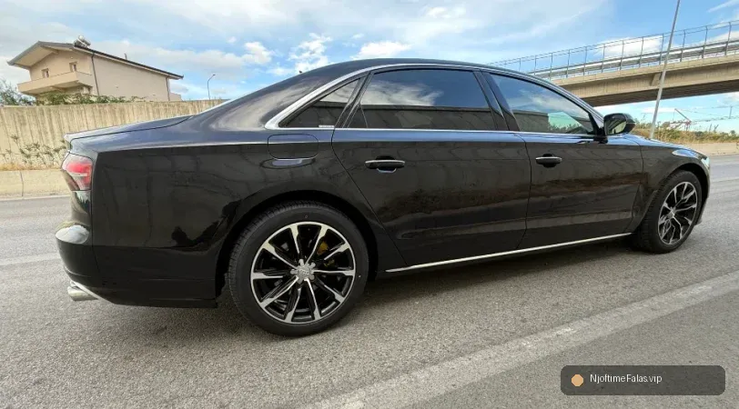 Foto 2/8: Shqiperi, shes makine Audi A8L Nafte, e zeze automatik Klima 196.000 km 18.000 € në Shqiperi — Çmimi: € 18000.00 | Njoftime falas