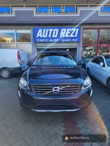 Foto 2/7: shes SUV | Fuoristrad | Xhip Benzin, gri e erret automatik 164.000 km 9900€ në Fier — Çmimi: € 9500.00 | NjoftimeFalas.vip