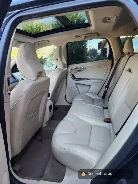 Foto 7/7: shes SUV | Fuoristrad | Xhip Benzin, gri e erret automatik 164.000 km 9900€ në Fier — Çmimi: € 9500.00 | NjoftimeFalas.vip
