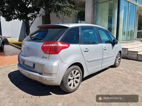 Foto 2/4: CITROEN C4 PICASSO - NAFTË - AUTOMAT në Tiranë | NjoftimeFalas.vip